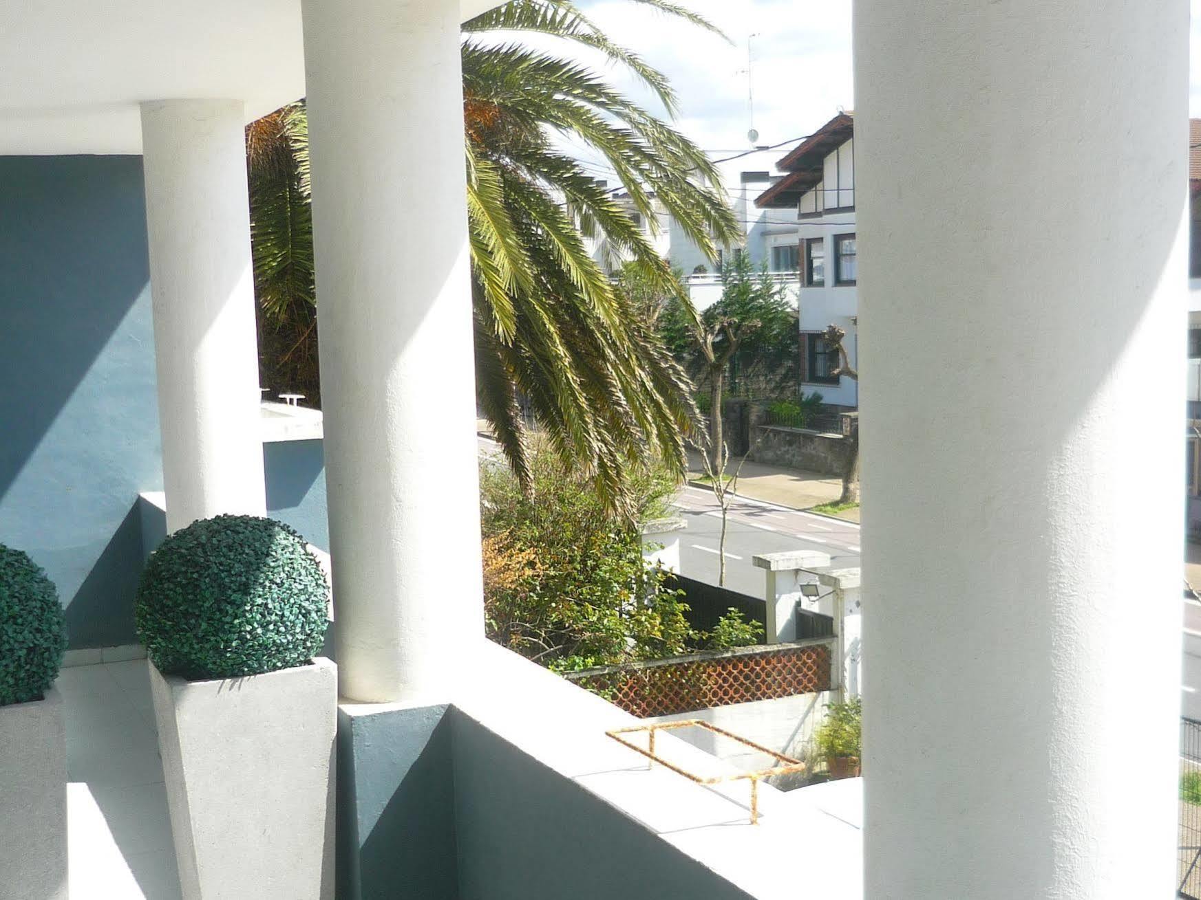 Hotel Record San Sebastian Bagian luar foto